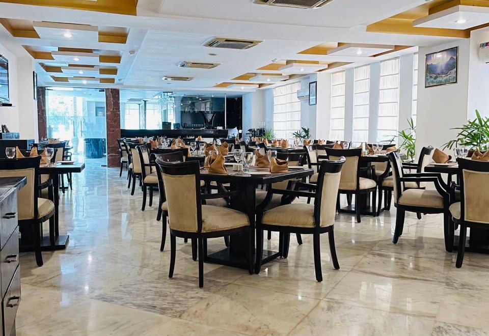 هتل سوراسنا رگال ویستا